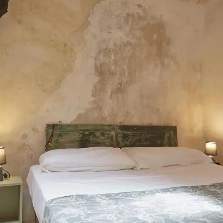 Casa La Grotta Apartment *